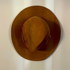 Earthbound wide brim fedora